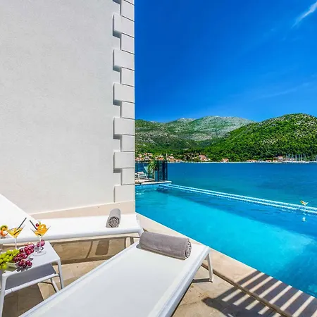Villa Sea Queen Iii *